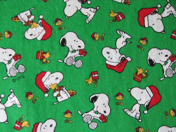 Snoopy Christmas - 8" round